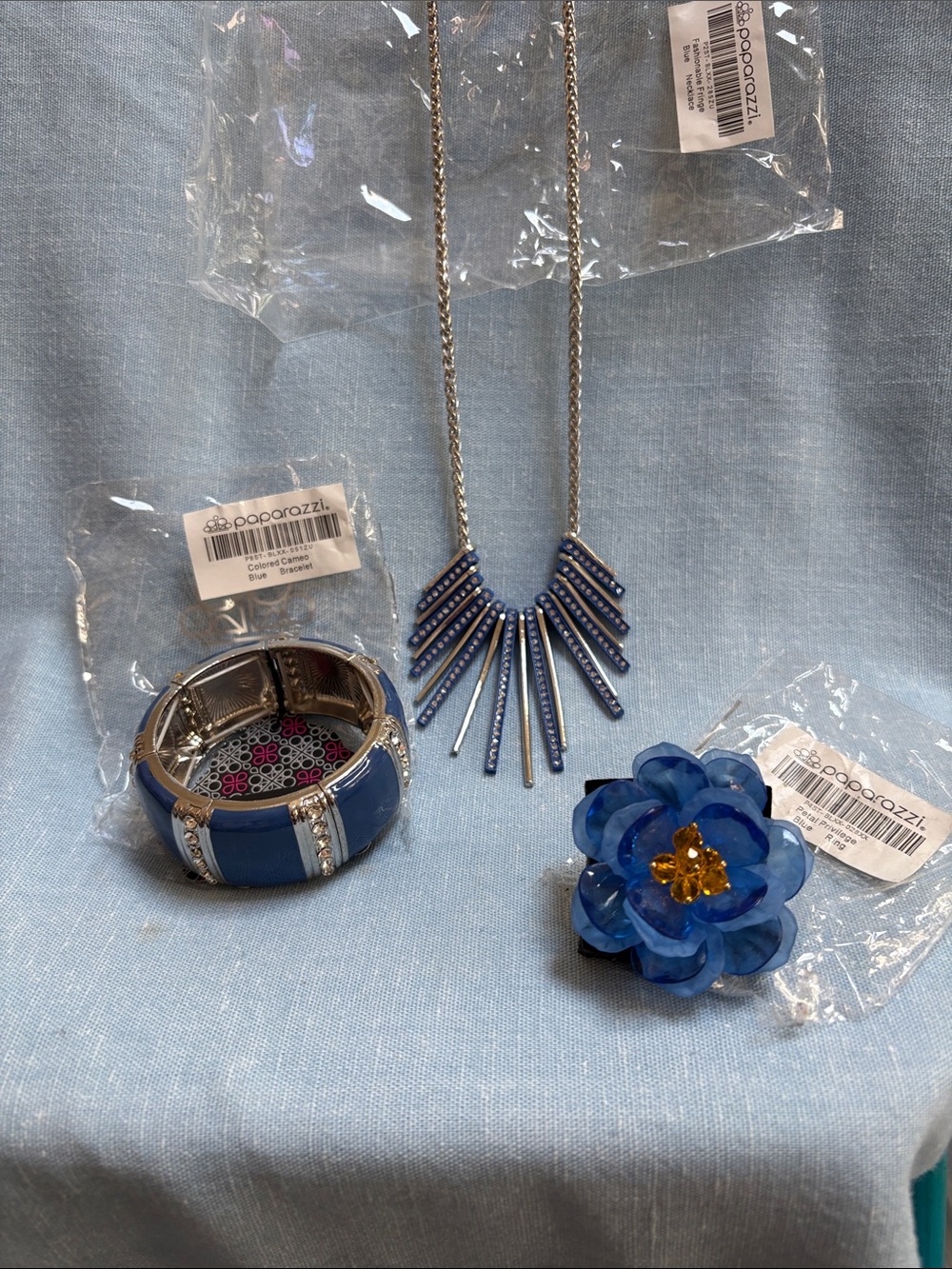 paparazzi Blue Floral Ring, Bracelet & Spike Necklace Set